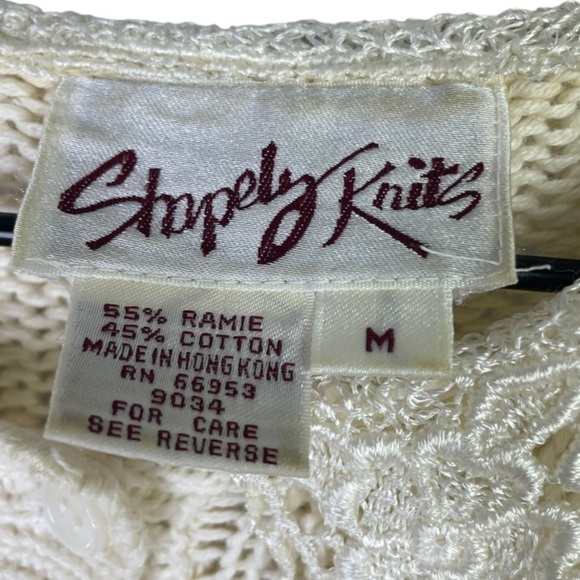 Vintage Shapely Knits Women’s Lace Collared Grandma Sweater - Picture 2 of 4